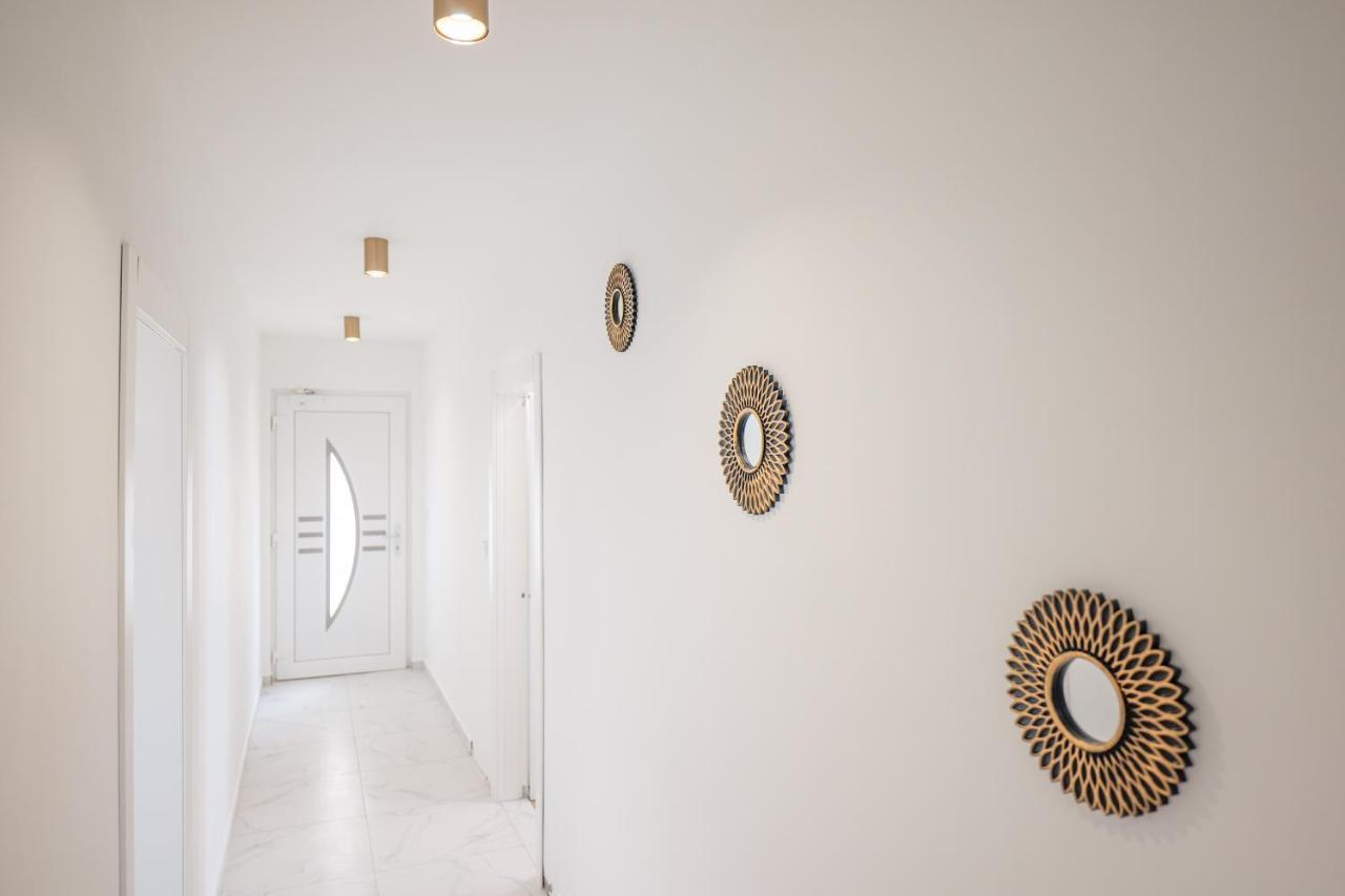 Beachfront Apartments Tic With Seaview Miletici المظهر الخارجي الصورة