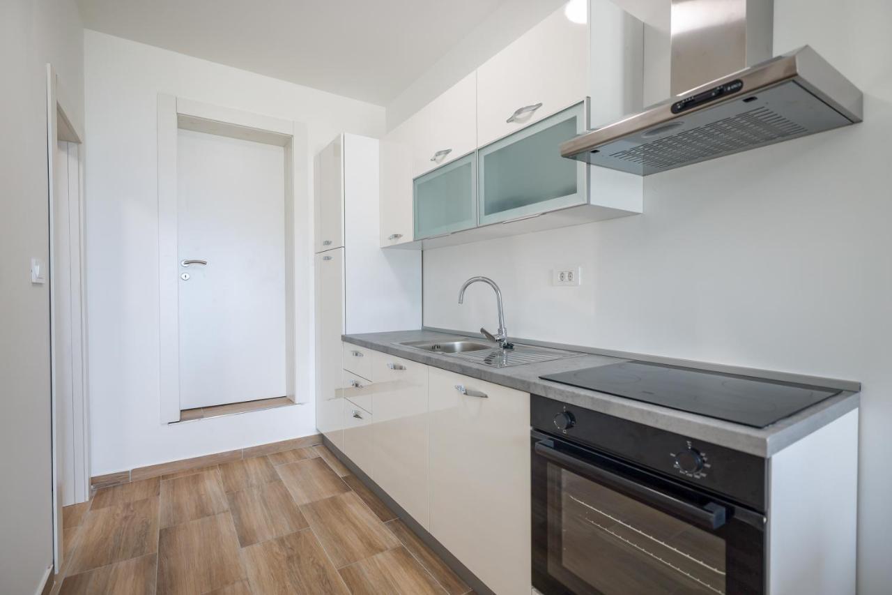 Beachfront Apartments Tic With Seaview Miletici المظهر الخارجي الصورة