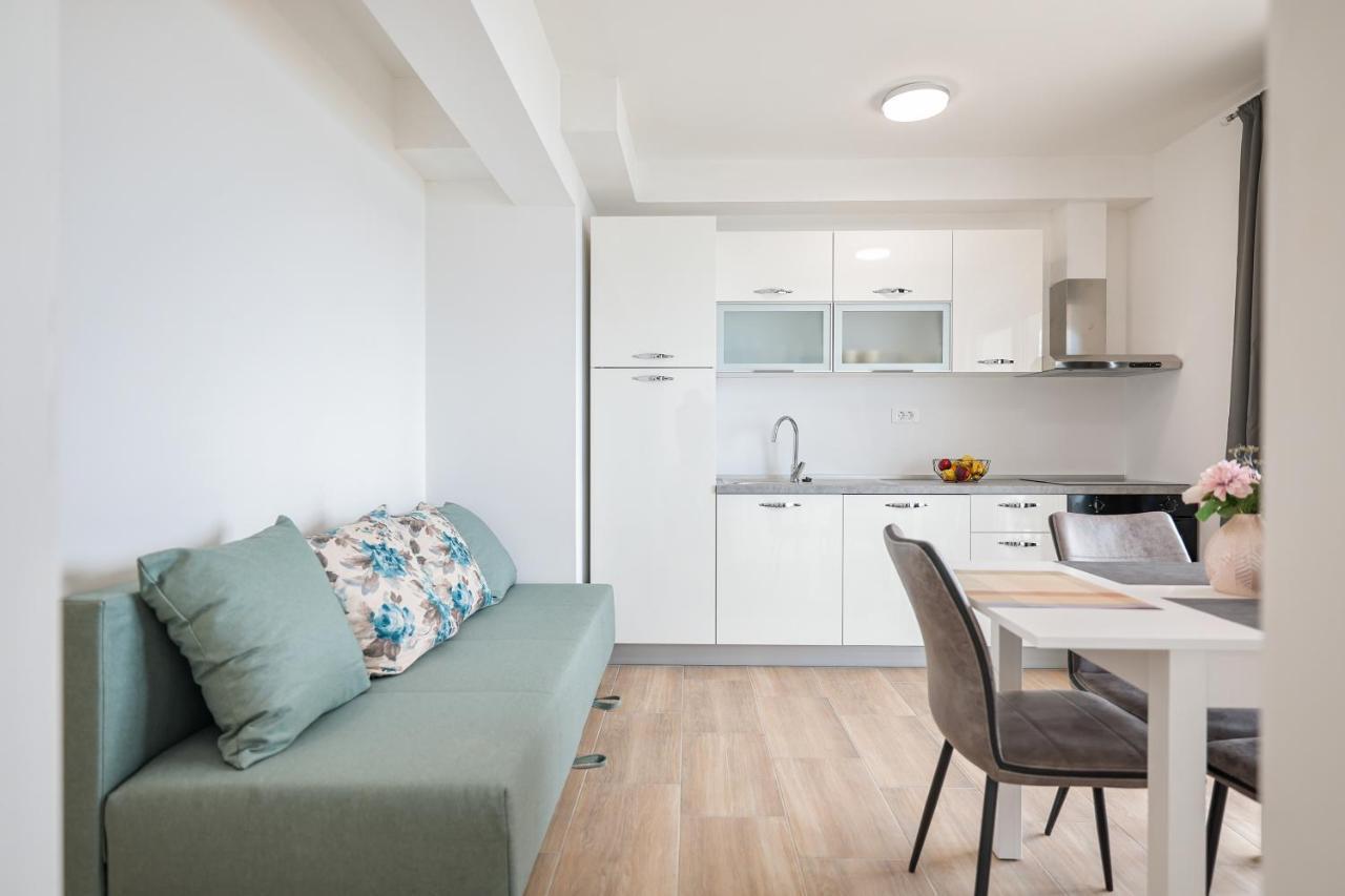 Beachfront Apartments Tic With Seaview Miletici المظهر الخارجي الصورة