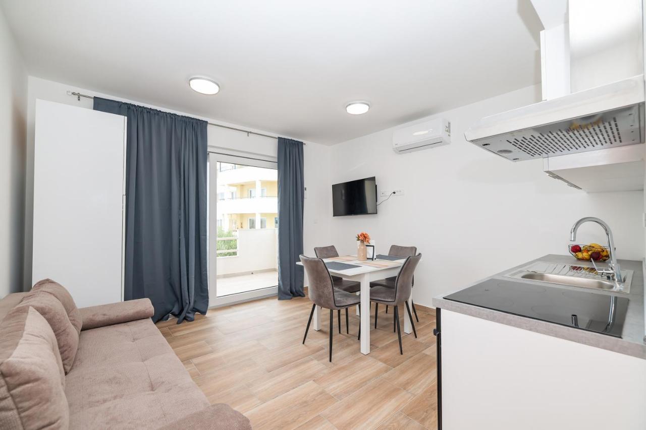 Beachfront Apartments Tic With Seaview Miletici المظهر الخارجي الصورة